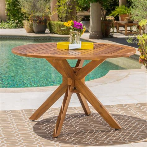 round outdoor dining table